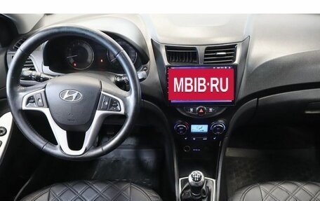 Hyundai Solaris II рестайлинг, 2011 год, 622 000 рублей, 9 фотография