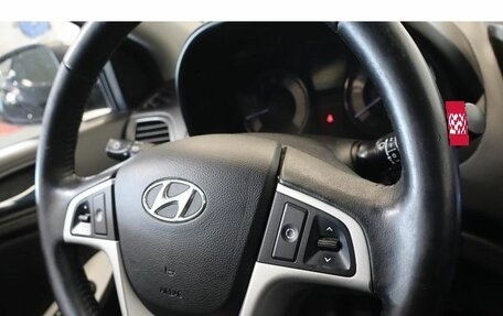 Hyundai Solaris II рестайлинг, 2011 год, 622 000 рублей, 8 фотография