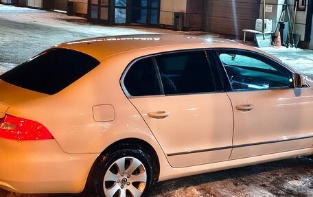 Skoda Superb III рестайлинг, 2012 год, 1 100 000 рублей, 2 фотография