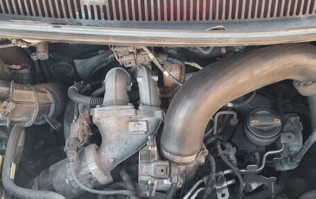 Volkswagen Multivan T5, 2010 год, 2 300 000 рублей, 13 фотография