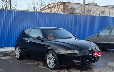 Alfa Romeo 147 I рестайлинг, 2003 год, 505 000 рублей, 3 фотография