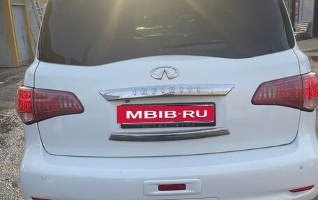 Infiniti QX56, 2011 год, 1 650 000 рублей, 12 фотография