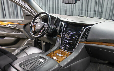 Cadillac Escalade IV, 2019 год, 5 298 000 рублей, 11 фотография