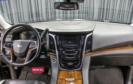 Cadillac Escalade IV, 2019 год, 5 298 000 рублей, 15 фотография