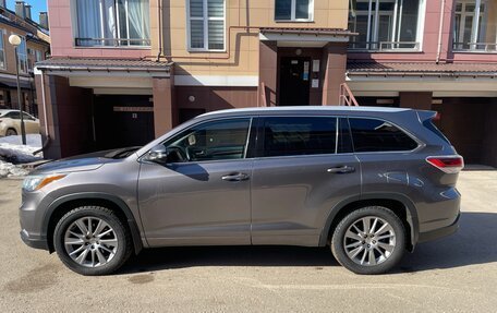 Toyota Highlander III, 2014 год, 2 750 000 рублей, 4 фотография