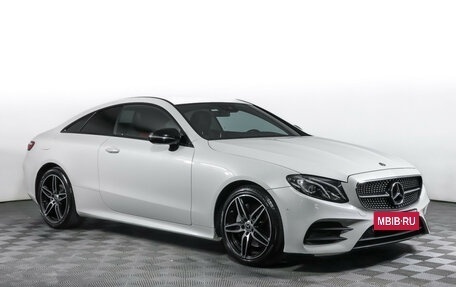 Mercedes-Benz E-Класс, 2018 год, 3 790 000 рублей, 3 фотография