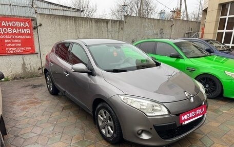 Renault Megane III, 2012 год, 850 000 рублей, 2 фотография