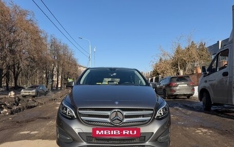 Mercedes-Benz B-Класс, 2015 год, 1 550 000 рублей, 6 фотография