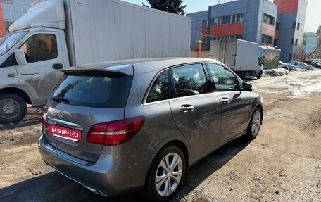 Mercedes-Benz B-Класс, 2015 год, 1 550 000 рублей, 2 фотография