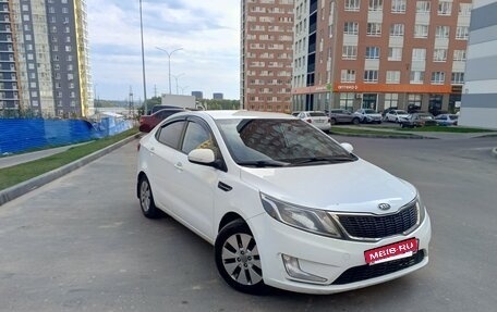 KIA Rio III рестайлинг, 2014 год, 650 000 рублей, 3 фотография