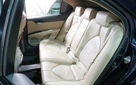 Toyota Camry, 2019 год, 2 439 000 рублей, 9 фотография