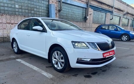 Skoda Octavia, 2017 год, 1 450 000 рублей, 8 фотография