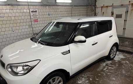 KIA Soul II рестайлинг, 2015 год, 1 300 000 рублей, 3 фотография