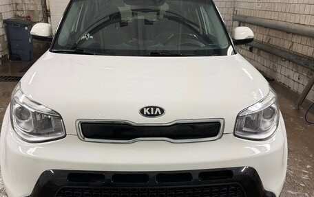 KIA Soul II рестайлинг, 2015 год, 1 300 000 рублей, 2 фотография
