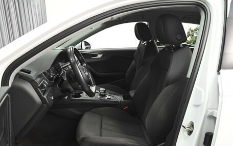 Audi A4, 2016 год, 2 620 000 рублей, 10 фотография