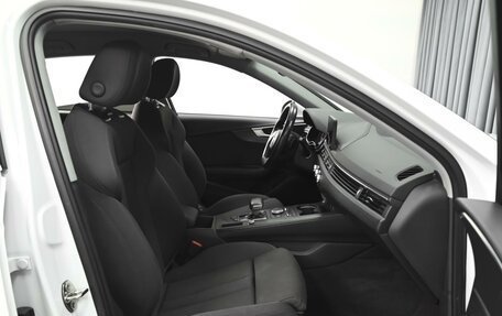 Audi A4, 2016 год, 2 620 000 рублей, 8 фотография