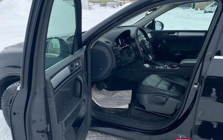 Volkswagen Touareg III, 2011 год, 1 870 000 рублей, 15 фотография