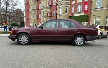 Mercedes-Benz W124, 1988 год, 270 000 рублей, 2 фотография