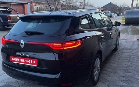 Renault Megane IV, 2021 год, 1 600 000 рублей, 2 фотография