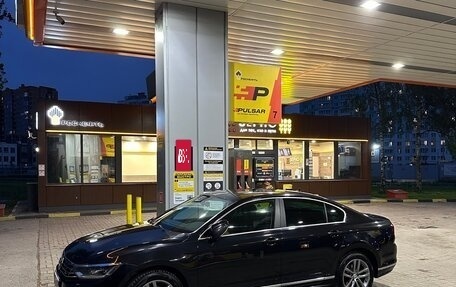 Volkswagen Passat B8 рестайлинг, 2017 год, 2 100 000 рублей, 2 фотография