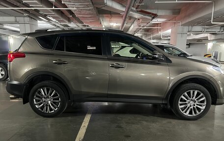 Toyota RAV4, 2014 год, 1 460 000 рублей, 2 фотография