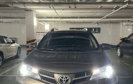 Toyota RAV4, 2014 год, 1 460 000 рублей, 7 фотография