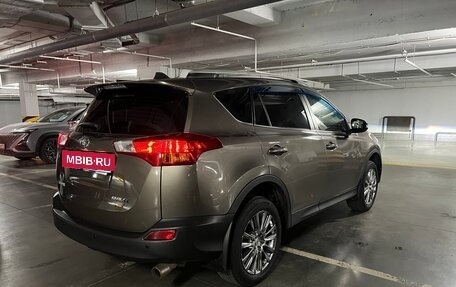 Toyota RAV4, 2014 год, 1 460 000 рублей, 3 фотография