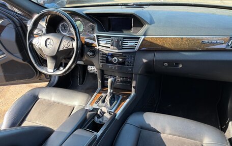 Mercedes-Benz E-Класс, 2010 год, 1 255 000 рублей, 16 фотография