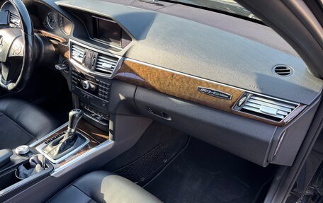 Mercedes-Benz E-Класс, 2010 год, 1 255 000 рублей, 13 фотография