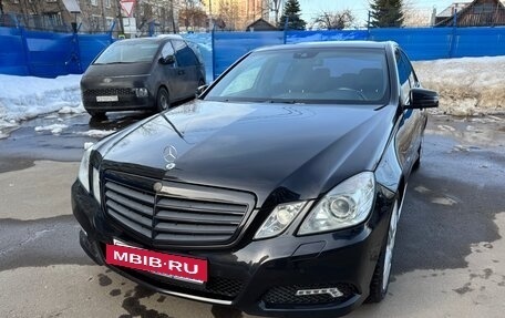 Mercedes-Benz E-Класс, 2010 год, 1 255 000 рублей, 23 фотография
