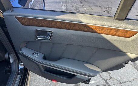 Mercedes-Benz E-Класс, 2010 год, 1 255 000 рублей, 31 фотография