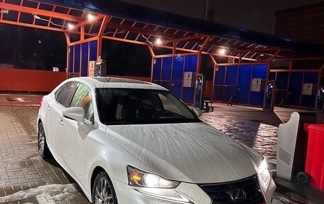 Lexus IS III, 2019 год, 2 850 000 рублей, 8 фотография