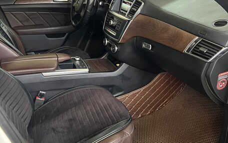 Mercedes-Benz GL-Класс, 2015 год, 3 290 000 рублей, 12 фотография