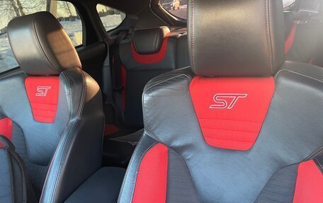 Ford Focus ST III, 2012 год, 1 600 000 рублей, 4 фотография