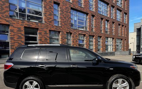 Toyota Highlander III, 2012 год, 2 150 000 рублей, 3 фотография