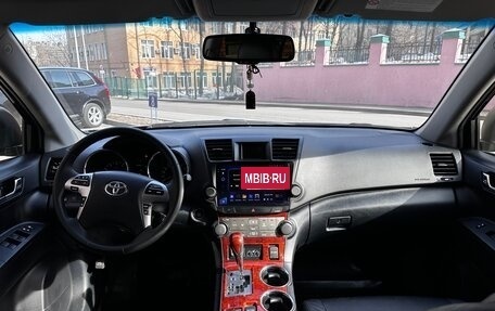 Toyota Highlander III, 2012 год, 2 150 000 рублей, 12 фотография