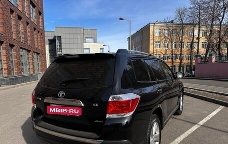 Toyota Highlander III, 2012 год, 2 150 000 рублей, 4 фотография