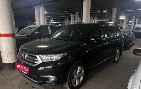 Toyota Highlander III, 2012 год, 2 150 000 рублей, 33 фотография