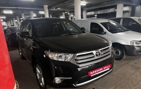 Toyota Highlander III, 2012 год, 2 150 000 рублей, 34 фотография