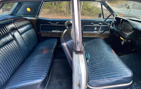 Lincoln Continental IV, 1966 год, 2 700 000 рублей, 12 фотография