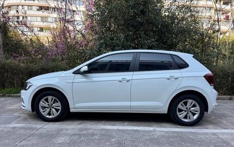 Volkswagen Polo, 2021 год, 1 300 000 рублей, 3 фотография