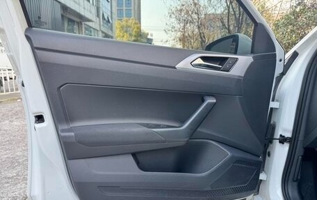 Volkswagen Polo, 2021 год, 1 300 000 рублей, 12 фотография