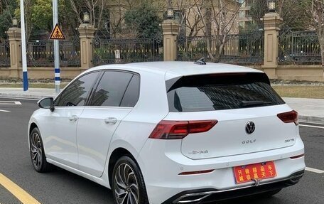 Volkswagen Golf VII, 2021 год, 2 000 000 рублей, 4 фотография