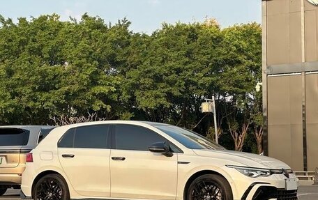 Volkswagen Golf VII, 2021 год, 2 000 000 рублей, 5 фотография