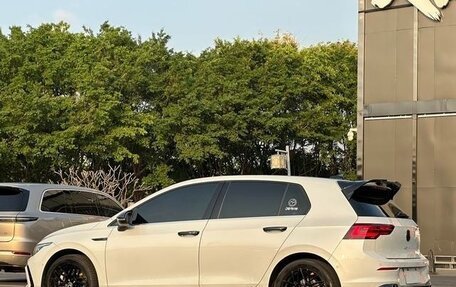 Volkswagen Golf VII, 2021 год, 2 000 000 рублей, 4 фотография