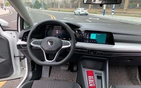 Volkswagen Golf VII, 2021 год, 2 000 000 рублей, 13 фотография