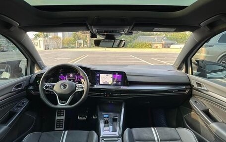 Volkswagen Golf VII, 2021 год, 2 000 000 рублей, 10 фотография