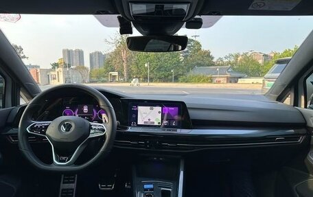 Volkswagen Golf VII, 2021 год, 2 000 000 рублей, 9 фотография