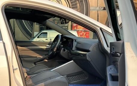 Volkswagen Golf VII, 2021 год, 2 000 000 рублей, 12 фотография