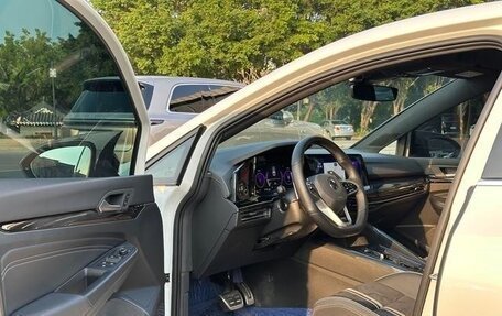 Volkswagen Golf VII, 2021 год, 2 000 000 рублей, 11 фотография